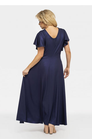 Plus size dress model 190943